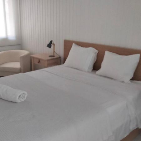 Beachfront Apartment With Private Parking ซานโปลเดมาร์ ภายนอก รูปภาพ